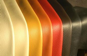 辨別人造革和真皮