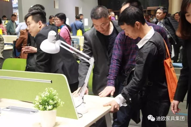 迪歐家具國際范的展館形象