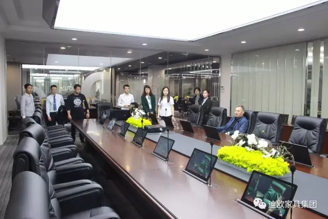 迪歐家具二樓展