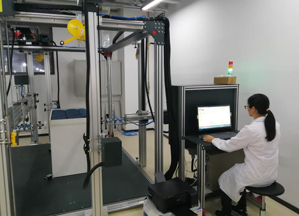 迪歐集團檢測中心力學室