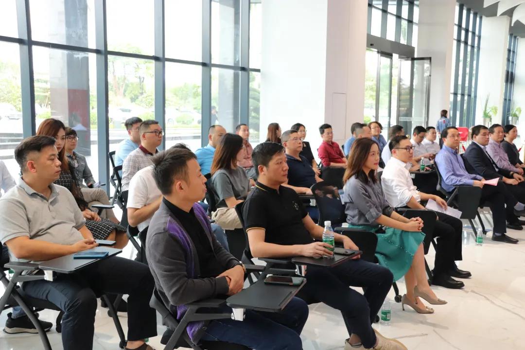 儀式現(xiàn)場(chǎng) 儀式現(xiàn)場(chǎng)