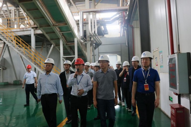 迪歐家具集團(tuán)有限公司董事長(zhǎng)黃壽金一行 迪歐家具集團(tuán)有限公司董事長(zhǎng)黃壽金一行