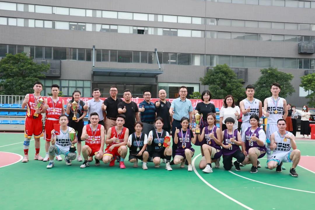 第七屆“迪歐杯”籃球賽合照 第七屆“迪歐杯”籃球賽合照